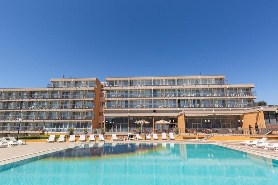 Arena Hotel Holiday Medulin Exterior foto