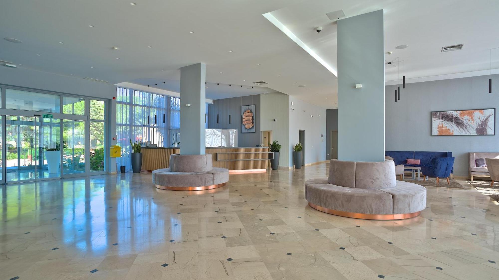 Arena Hotel Holiday Medulin Exterior foto