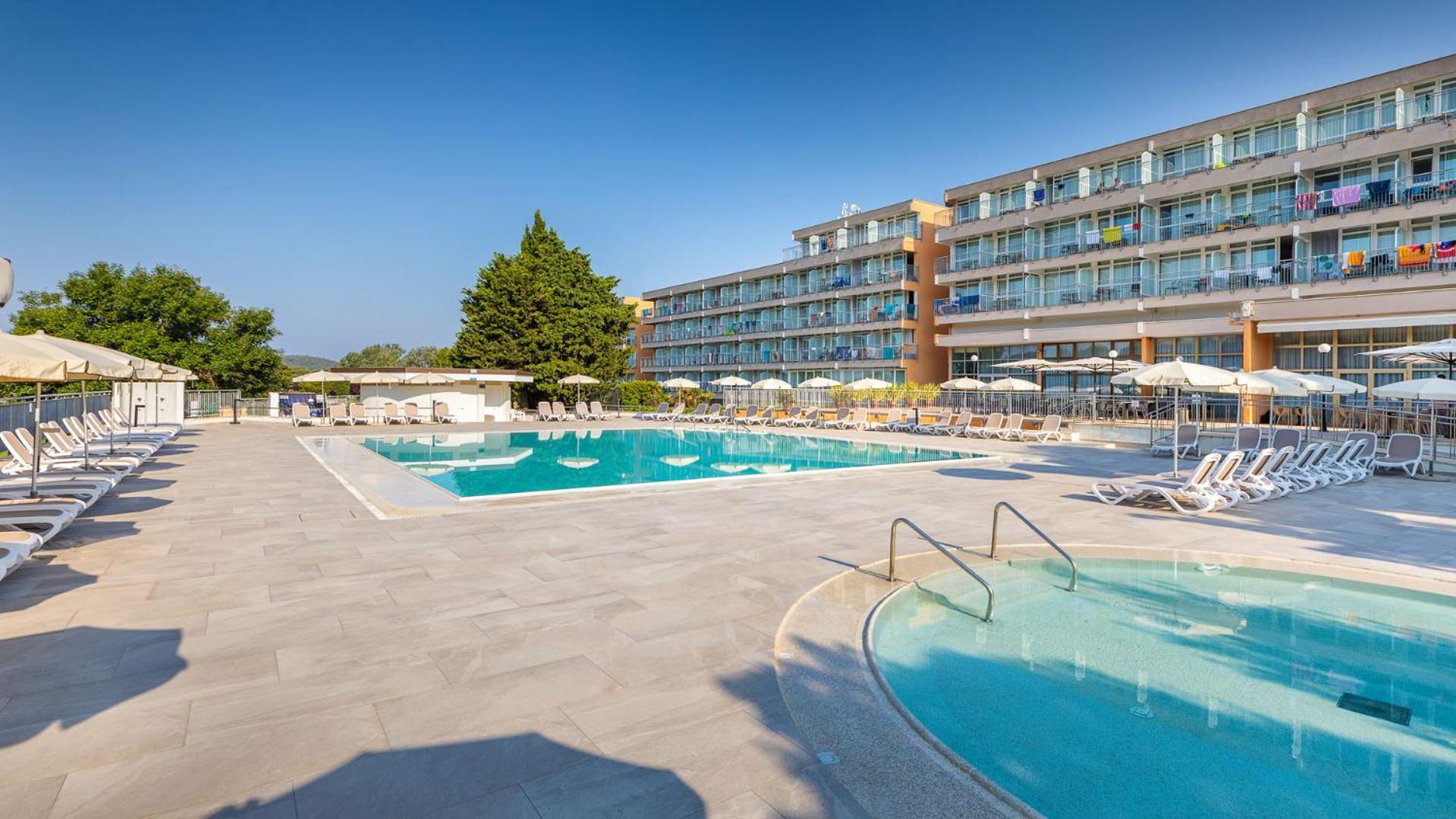 Arena Hotel Holiday Medulin Exterior foto